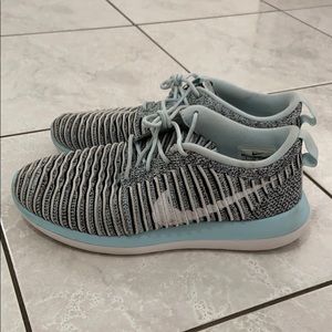 Nike Roshe Two Flyknit
